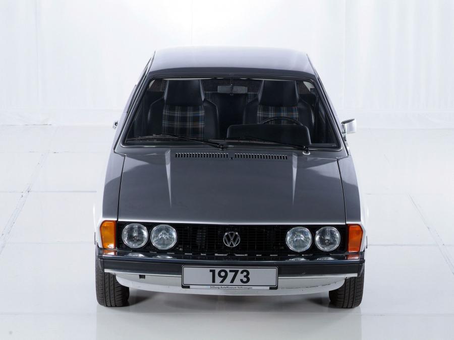  Volkswagen Scirocco 1974 года  (фото 13 из 20)